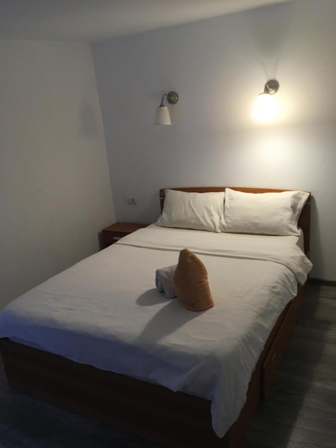 Fantasy Terasa Appartement Braşov Buitenkant foto