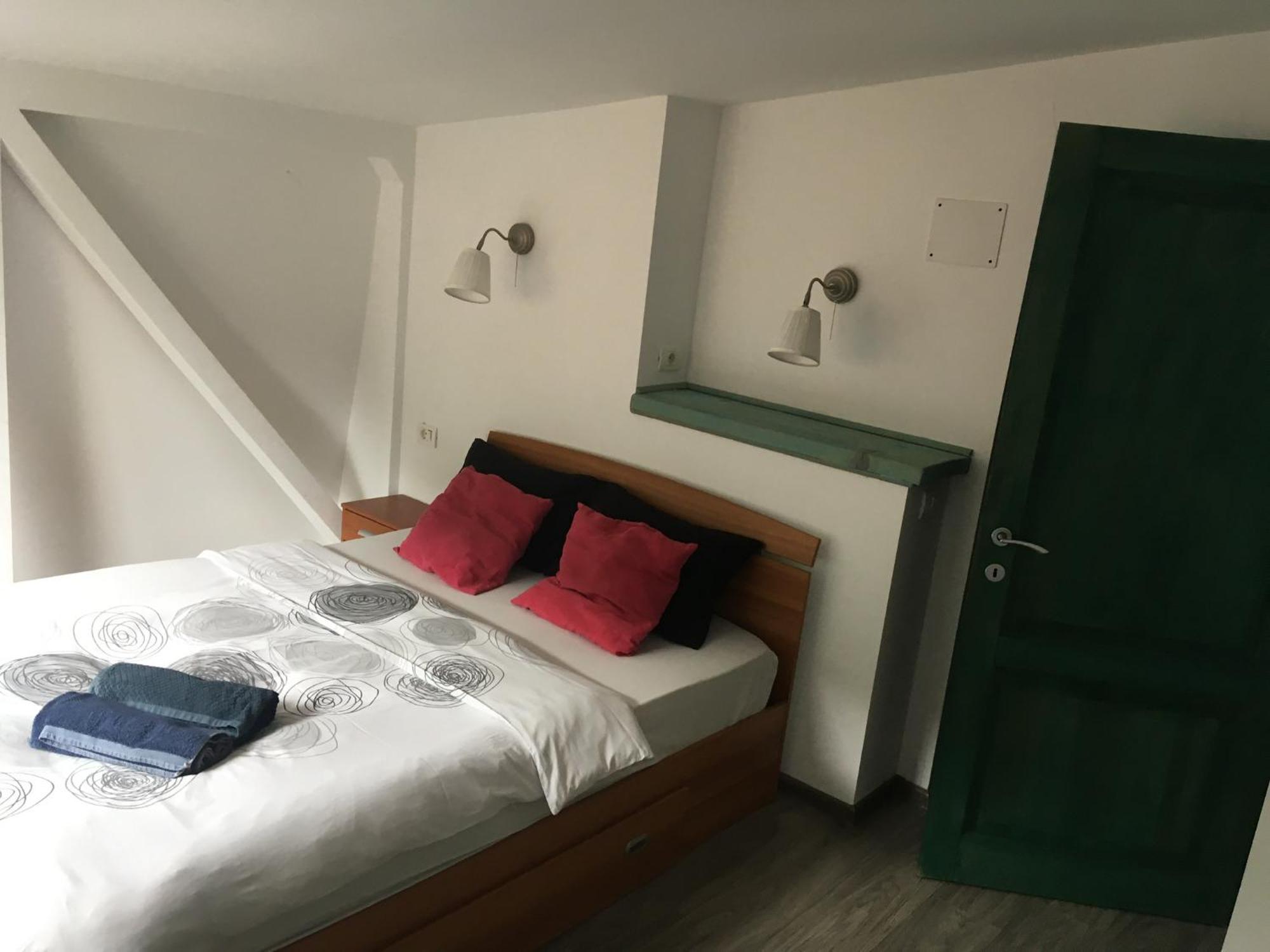 Fantasy Terasa Appartement Braşov Buitenkant foto